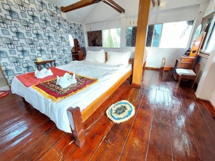 Xl Guest House & Restaurant Sihanoukville Eksteriør billede